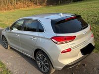 Gebraucht Hyundai i30 110 PS (80 kW) 2018 Silber Limousine