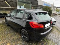 Gebraucht BMW 218 Advantage 150 PS (110 kW) 2019 Schwarz ii/bonnet fluid black Kombi