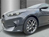 Neu Kia Ceed Style 140 PS (102 kW) 2025 Xxx pentametal met. Kleinwagen