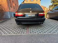 Gebraucht BMW 520 150 PS (110 kW) 1998 Schwarz Kombi