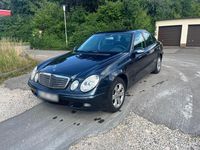 Gebraucht Mercedes E220 150 PS (110 kW) 2005 Schwarz Limousine