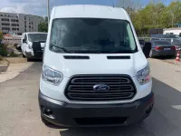 Gebraucht Ford Transit Trend 131 PS (96 kW) 2019 Weiß Van / Kleinbus
