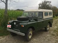 Usado Land Rover 2 77 CV (56 kW) 1964 Verde SUV