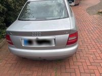 Second-hand Audi A4 125 CP (91 kW) 1997 Gri Berlinǎ