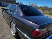 Gebraucht BMW 730 193 PS (141 kW) 2001 Schwarz Limousine