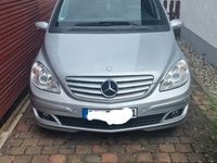 Gebraucht Mercedes B180 109 PS (80 kW) 2008 Silber Van / Kleinbus