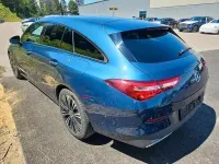 Gebraucht Mercedes CLA200 Shooting Brake 150 PS (110 kW) 2023 Blau Kombi