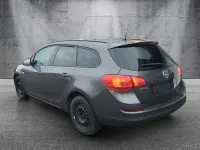Gebraucht Opel Astra Design Edition 125 PS (91 kW) 2011 Premium "karbongrau" Kombi
