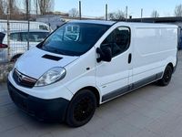 Gebraucht Opel Vivaro 114 PS (83 kW) 2014 Casabl/arctic/eisweiss/kaolin Van / Kleinbus