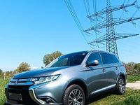 Gebraucht Mitsubishi Outlander Edition 150 PS (110 kW) 2017 Grau SUV