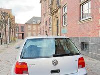 Gebraucht VW Golf 102 PS (75 kW) 1998 Silber Coupé