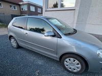 Gebraucht VW Polo 64 PS (47 kW) 2006 Silber Kleinwagen