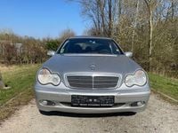 Gebraucht Mercedes C180 143 PS (105 kW) 2003 Brillantsilber  metalliclack Limousine
