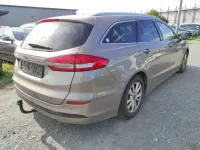 Gebraucht Ford Mondeo Titanium 150 PS (110 kW) 2019 Diffused silver Kombi
