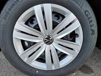 Neu VW Caddy Basis 102 PS (75 kW) 2025 Candyweiß Van / Kleinbus