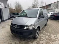 Gebraucht VW Transporter 150 PS (110 kW) 2019 Silber Van