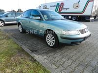 Gebraucht VW Passat 101 PS (74 kW) 1998 Blau Limousine