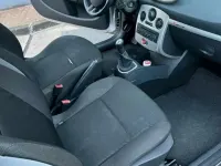 Gebraucht Renault Clio 75 PS (55 kW) 2009 Silber Kleinwagen