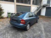 Gebraucht Opel Astra 75 PS (55 kW) 1999 Blau Limousine