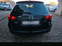 Gebraucht Opel Astra 180 PS (132 kW) 2011 Schwarz Kombi