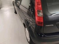 Gebraucht Ford Fiesta 60 PS (44 kW) 2004 Blau Kleinwagen