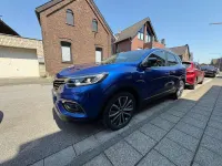 Gebraucht Renault Kadjar Bose Edition 159 PS (116 kW) 2020 Blau SUV
