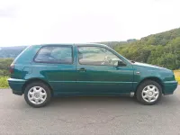 Gebraucht VW Golf III 75 PS (55 kW) 1997 Grün Kleinwagen