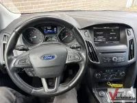 Gebraucht Ford Focus Titanium 125 PS (91 kW) 2015 Schwarz Kombi