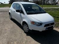 Gebraucht Mitsubishi Colt 75 PS (55 kW) 2012 Weiß Kleinwagen