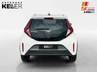 Gebraucht Toyota Aygo X Play 72 PS (52 kW) 2023 Super white 2 SUV