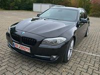 Gebraucht BMW 530 245 PS (180 kW) 2011 Schwarz Kombi