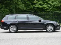 Gebraucht VW Passat Comfortline 150 PS (110 kW) 2019 Schwarz Kombi