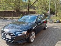 Gebraucht Audi A4 163 PS (119 kW) 2020 Schwarz Kombi