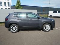Neu Jeep Compass Altitude 131 PS (96 kW) 2025 Grau SUV