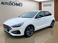 Gebraucht Hyundai i30 Advantage 120 PS (88 kW) 2024 Atlas white / sol Limousine