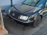 Second-hand VW Bora 110 CP (80 kW) 2003 Albastru Berlinǎ