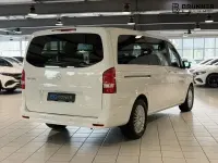 Gebraucht Mercedes EQV250 Long 150 kW (204 PS) 2024 Arktikweiß Van / Kleinbus