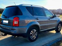 Gebraucht Ssangyong (KGM) Rexton 155 PS (114 kW) 2015 Grau SUV