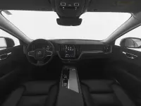 Gebraucht Volvo XC60 Core 197 PS (144 kW) 2023 Platinum grey / metallic SUV