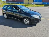 Gebraucht Ford Focus 116 PS (85 kW) 2014 Schwarz Kombi