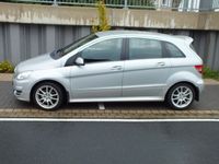 Gebraucht Mercedes B180 109 PS (80 kW) 2009 Silber metallic Van / Kleinbus