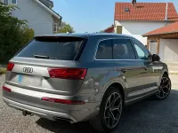 Usado Audi Q7 Ambiente 333 HP (244 kW) 2017 Cinzento SUV