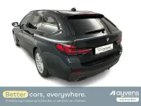 Gebraucht BMW 520 Sport Line 190 PS (139 kW) 2023 Blau Kombi
