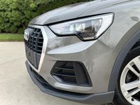 Gebraucht Audi Q3 Basis 150 PS (110 kW) 2019 Grau SUV