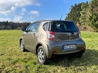 Gebraucht Toyota iQ 68 PS (50 kW) 2010 Braun Kleinwagen