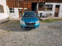 Gebraucht Skoda Fabia 60 PS (44 kW) 2012 Blau Limousine