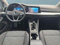 Gebraucht VW Golf VIII 131 PS (96 kW) 2023 Silber Kleinwagen