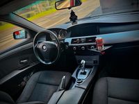 Second-hand BMW 530 272 CP (200 kW) 2007 Negru Berlinǎ