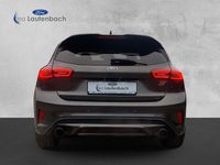 Gebraucht Ford Focus ST 280 PS (205 kW) 2024 Magneticgrau (metallic) Limousine