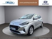 Gebraucht Hyundai i10 67 PS (49 kW) 2021 Farbe: silber Kleinwagen